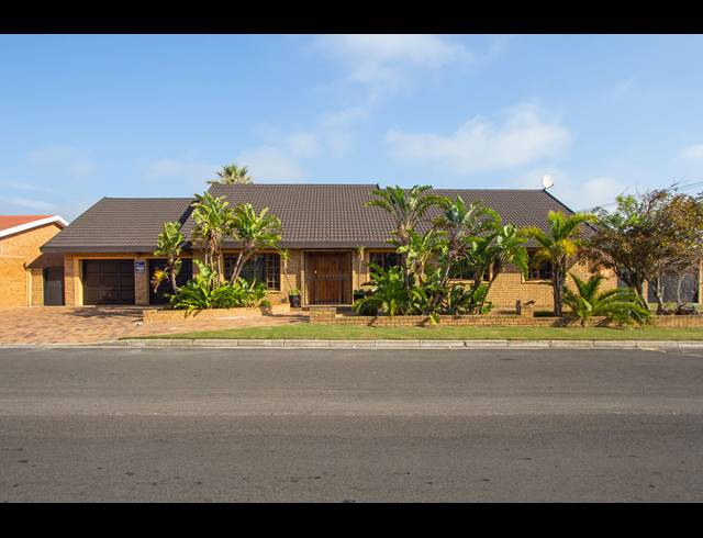 4 BEDROOM HOUSE FOR SALE IN GOODWOOD PARK